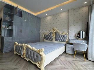 Bán gấp, nhà phố trịnh văn bôô tô sát, 35m2x5t, chỉ 6x tỷ, sát cđ fpt, ngõ nông thẳng