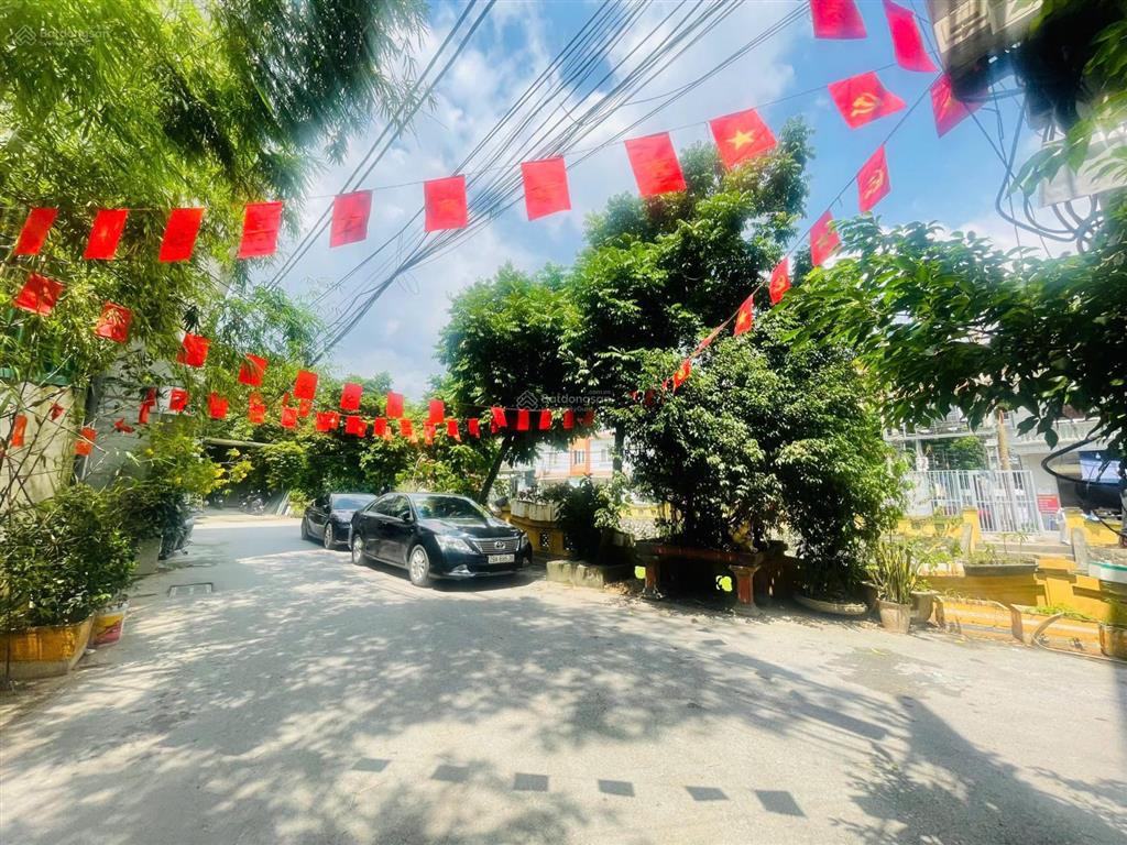 Chủ cần b.án đất tây mỗ51m2, 2 mặt thoáng, ngõ nông thông đẹp, gần ô tô, mt 4m, nhỉnh 6 tỷ