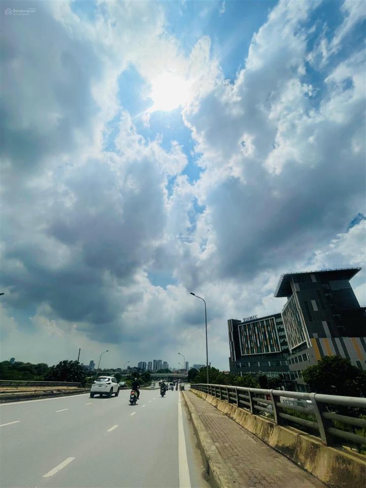 Chủ cần b.án đất tây mỗ51m2, 2 mặt thoáng, ngõ nông thông đẹp, gần ô tô, mt 4m, nhỉnh 6 tỷ