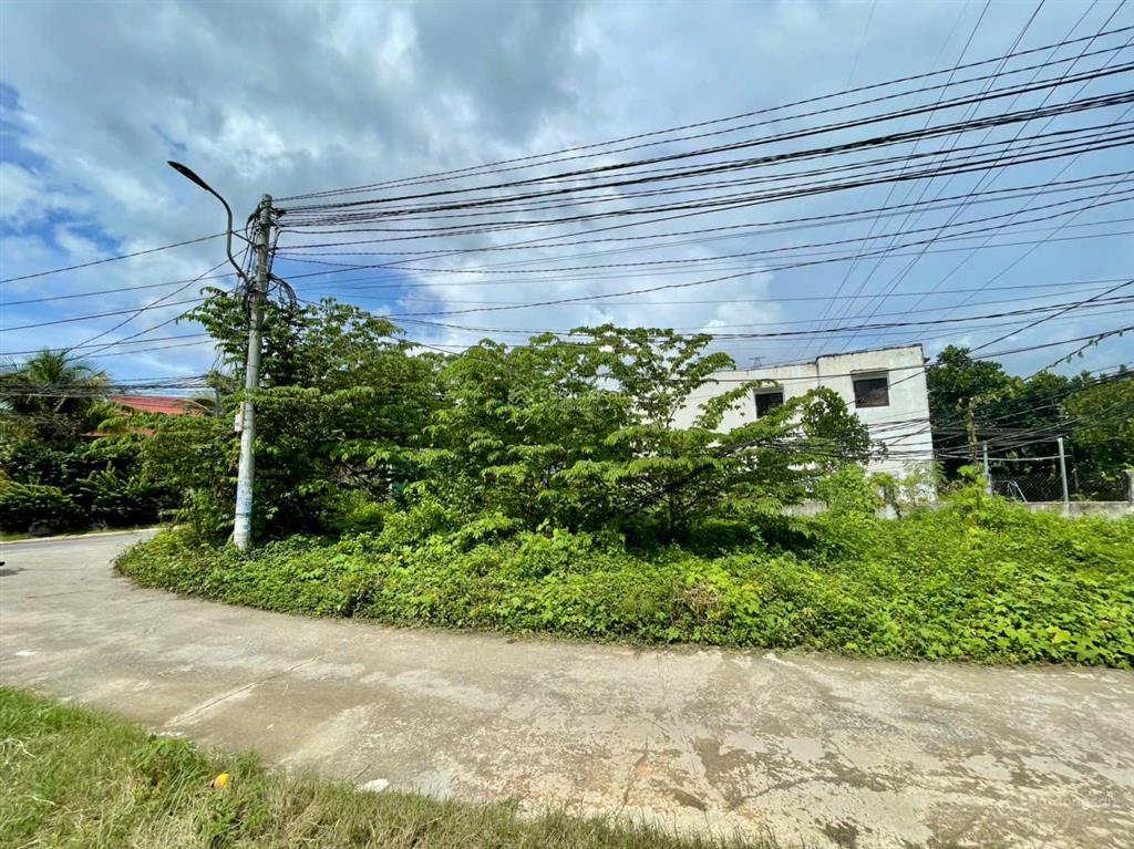 Bán lô đất đẹp góc 2 mặt tiền đường liên xã  thôn vĩnh điềm thượng  phường tây nha trang