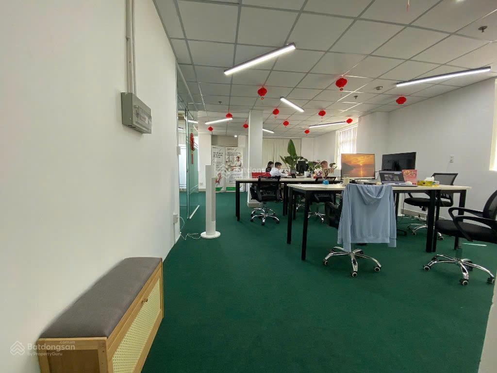 Cho thuê văn phòng mặt tiền đường nguyễn văn trỗi phường 10 quận phú nhuận 140m2 28tr/tháng free xe