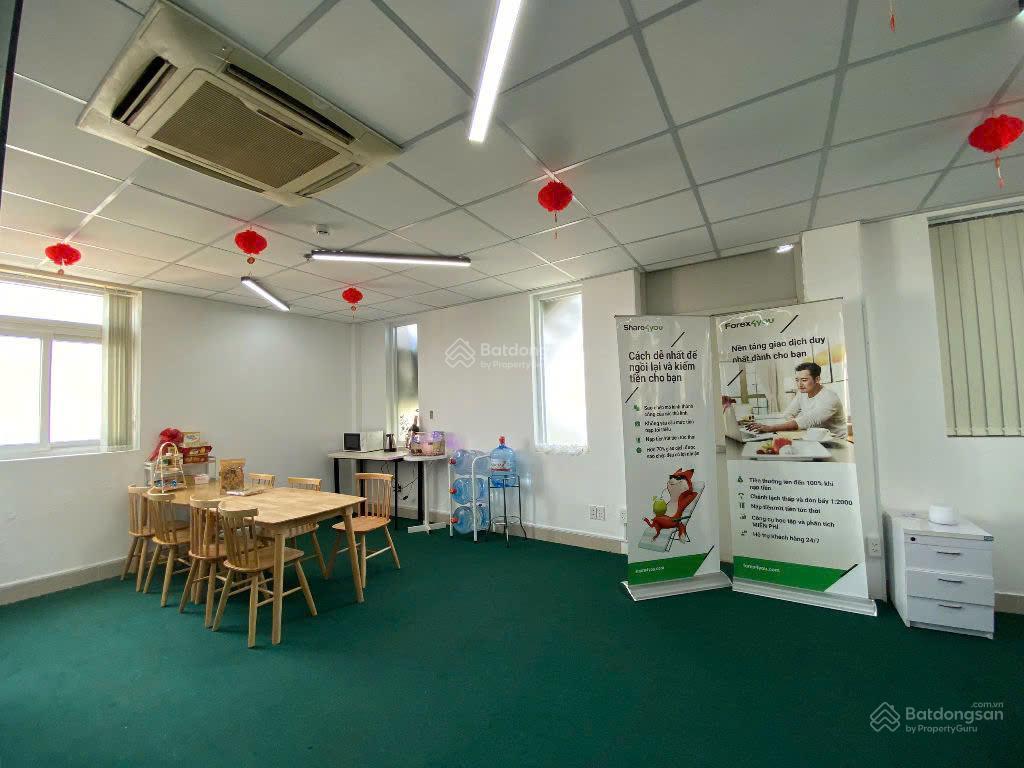 Cho thuê văn phòng mặt tiền đường nguyễn văn trỗi phường 10 quận phú nhuận 140m2 28tr/tháng free xe