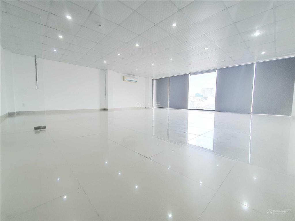 Văn phòng gần ga tân cảng điện biên phủ p.25, quận bình thạnh, dt 140m2 giá 25tr/tháng đã phí qlý