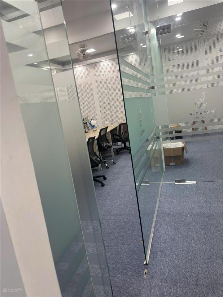Cho thuê văn phòng full nội thất 80m2 ung văn khiêm phường 25 bình thạnh giá 18tr/tháng