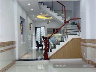 Siêu phẩm long trường 1 trệt 3 lầu hẻm xe hơi chỉ 6,2 tỷ