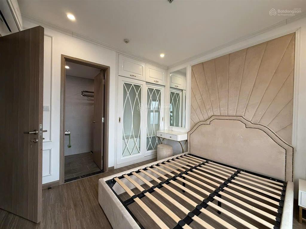 Chính chủ bán căn 3pn 75m2 tầng 25 tòa s302 vinhomes smart city tây mỗ. giá 4.9 tỷ bao phí