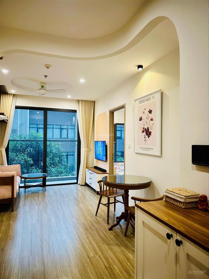 Chính chủ bán căn 2pn 55m2 tầng 2205 tòa sa3 vinhomes smart.giá 4.6 tỷ bao phí