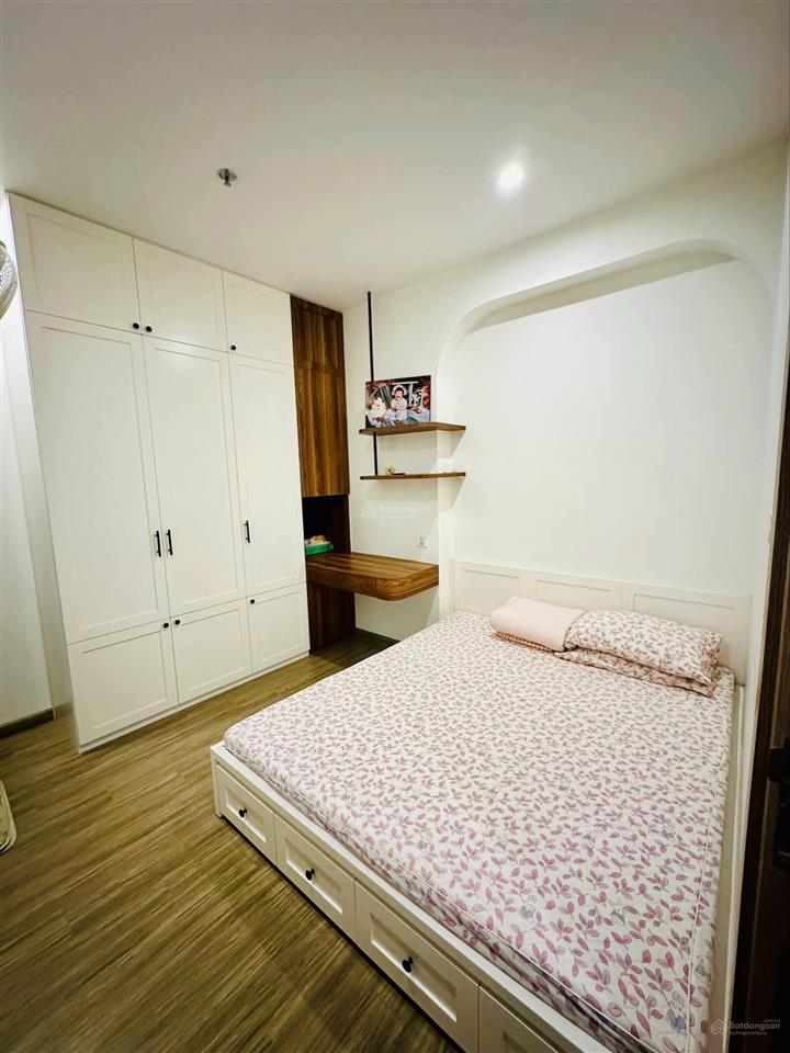 Chính chủ bán căn 2pn 55m2 tầng 2205 tòa sa3 vinhomes smart.giá 4.6 tỷ bao phí