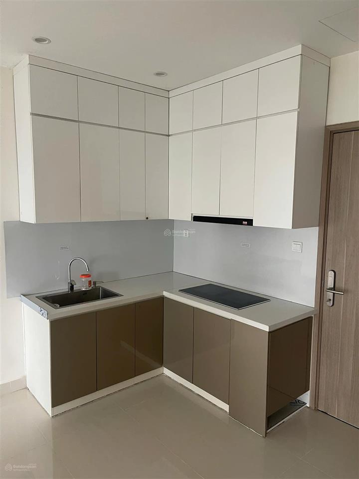 Chính chủ bán căn 1 + 43m2 tầng 5 tòa s302 vinhomes smart city tây mỗ full