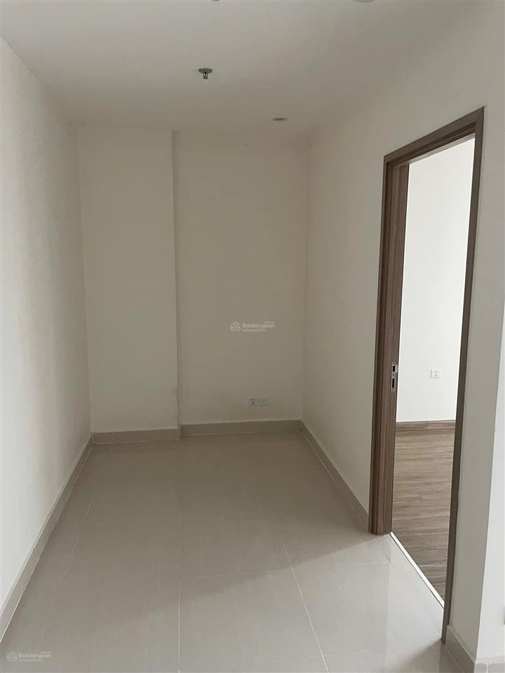 Chính chủ bán căn 1 + 43m2 tầng 5 tòa s302 vinhomes smart city tây mỗ full