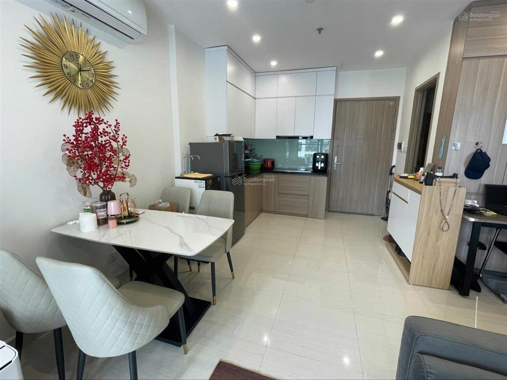 Chính chủ bán căn 1 + 42.8m2 tầng 2612 tòa s303 vinhomes smart city tây mỗ full