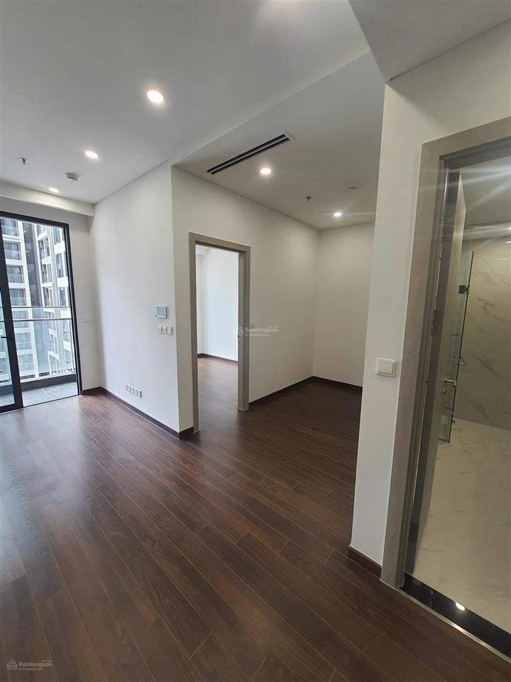 Chính chủ bán căn 1+42.8m2 tầng 12 tòa c masteri tây mỗ.giá 4.1 tỷ bao phí