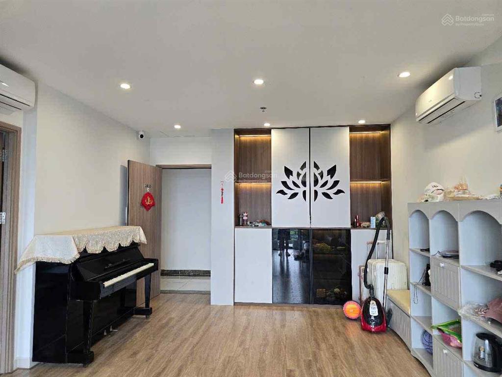 Chính chủ bán căn 3pn 94m2 tầng 0805 tòa s403. giá 7.6tỷ bao phí tỷ vinhomes smart city tây mỗ