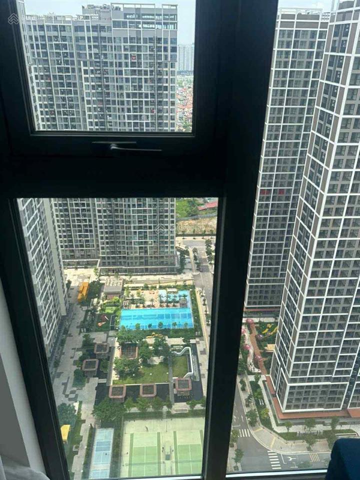Chính chủ bán căn 2pn+63m2 tầng 2205 tòa d masteri vinhomes smart city tây mỗ full.giá 6tỷ bao phí