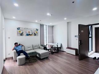 Cho thuê căn góc 3pn rộng 90m2 full nội thất đẹp bình thạnh, vào q. 1 chỉ 5 phút