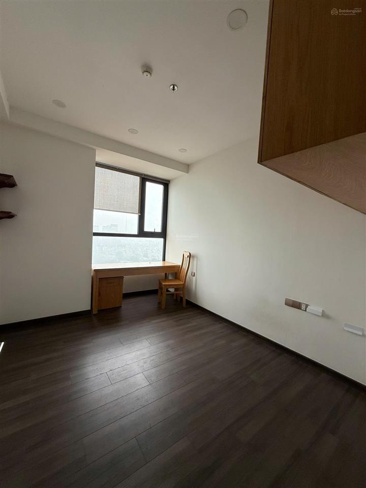 Cho thuê căn hộ khu cao cấp 2pn 77m2, đi q. 1 chỉ 5p, nhà mới, đầy đủ tiện ích