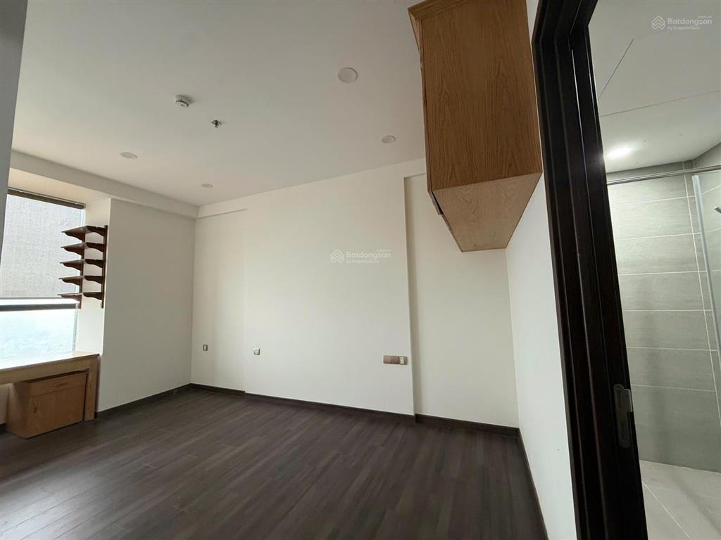 Cho thuê căn hộ khu cao cấp 2pn 77m2, đi q. 1 chỉ 5p, nhà mới, đầy đủ tiện ích
