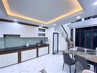 Bán nhà 40m2 mt 4m x 4 tầng nhỉnh 5tỷ, phạm văn đồng,xuân đỉnh bắc từ liêm
