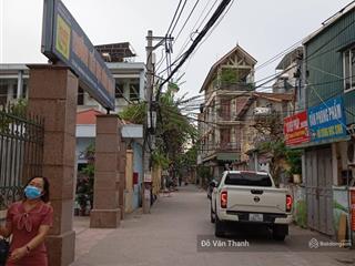 Bán nhà 31m hơn 6 tỉ,mặt ngõ ô tô tránh kinh doanh,đông ngạc bắc từ liêm