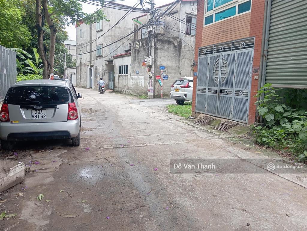 Bán đất rẻ 39m mt 5m hơn 3 tỉ,ô tô vào đất,bắc từ liêm,thượng cát