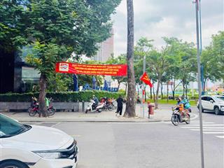 Bán nhà hẻm sát mt phó đức chính 3,5x11 ngay võ văn kiệthàm nghi 4 tầng chỉ 8,8 tỷ
