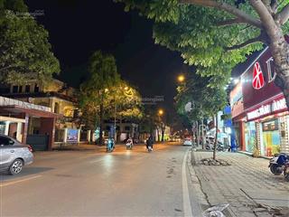 Mặt phố lớn. kinh doanh dòng tiền ổn định. vừa ở vừa kinh doanh đỉnh cao