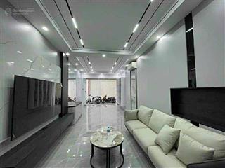 Siêu phẩm 6 tầng thang máy  trung tâm long biên