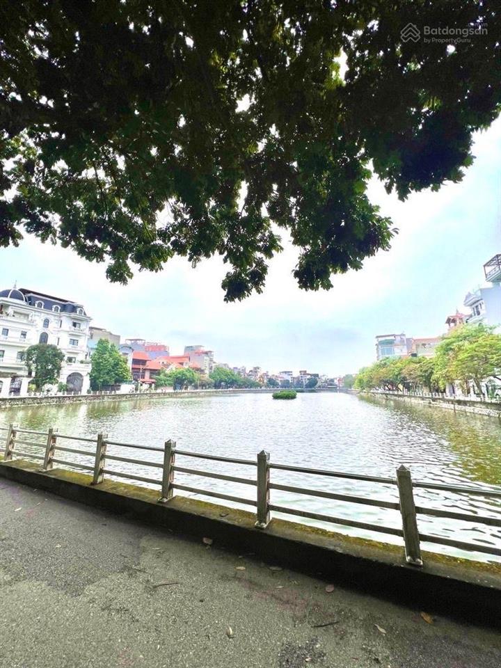 Đất thổ cư phố bồ đề xịn trung tâm quận longbien