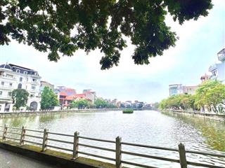 Đất thổ cư phố bồ đề xịn trung tâm quận longbien