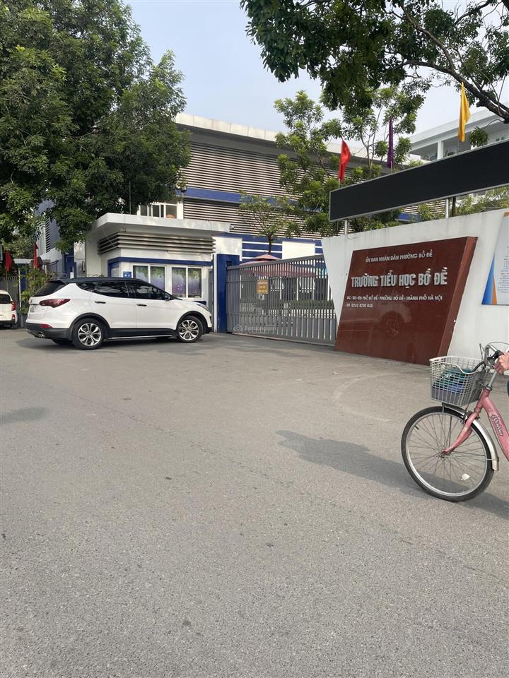 Đất thổ cư phố bồ đề xịn trung tâm quận longbien