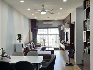 Cần bán căn hộ 3n golden west, nhà đẹp đủ nội thất. giá 5.x tỷ.  0868 291 *** (xem nhà miễn phí)