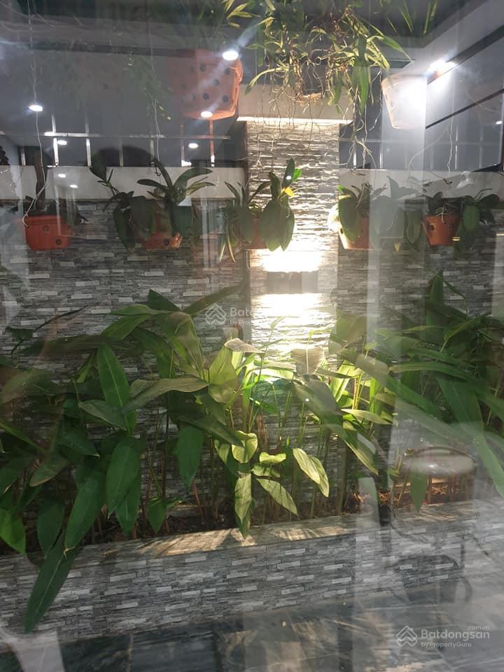 Chính chủ bán nhà nguyễn văn lộc làng việt kiều 5 tầng vỉa hè kinh doanh, nội thất vip 19 tỷ