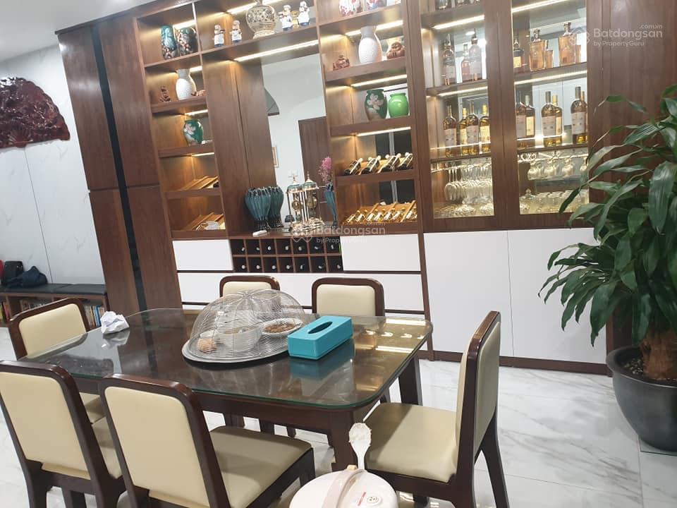 Chính chủ bán nhà nguyễn văn lộc làng việt kiều 5 tầng vỉa hè kinh doanh, nội thất vip 19 tỷ