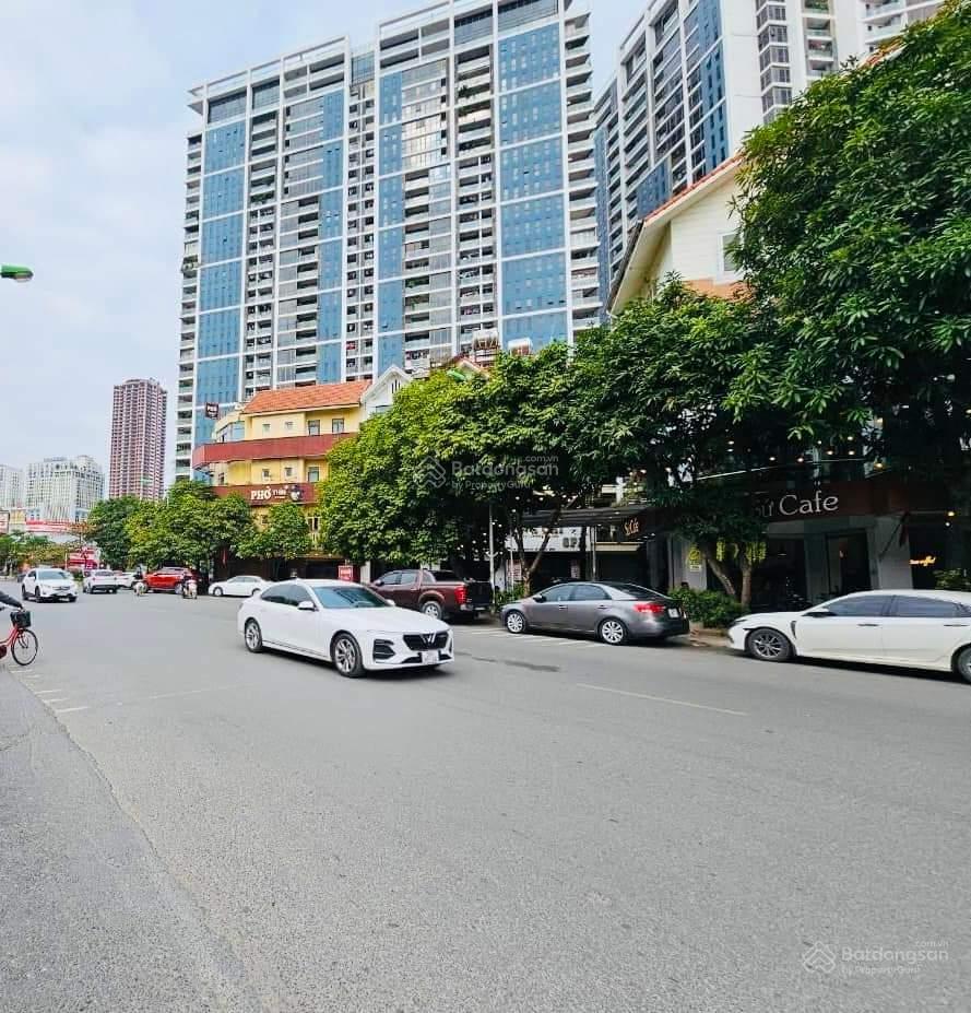 Chính chủ bán nhà nguyễn văn lộc làng việt kiều 5 tầng vỉa hè kinh doanh, nội thất vip 19 tỷ