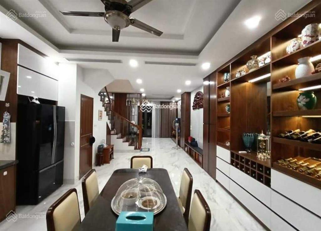 Chính chủ bán nhà nguyễn văn lộc làng việt kiều 5 tầng vỉa hè kinh doanh, nội thất vip 19 tỷ