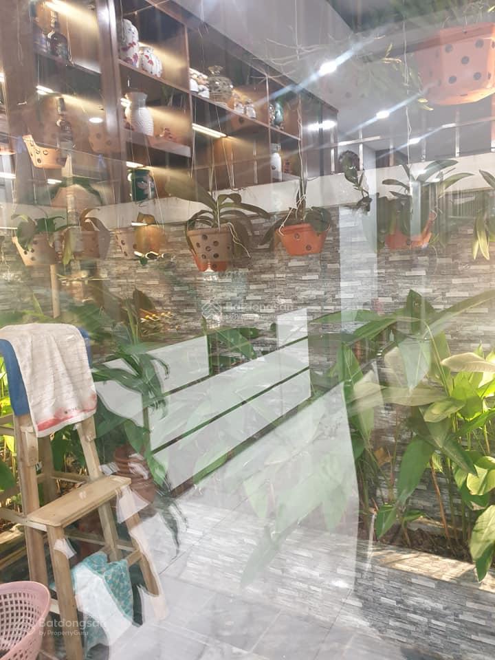 Chính chủ bán nhà nguyễn văn lộc làng việt kiều 5 tầng vỉa hè kinh doanh, nội thất vip 19 tỷ