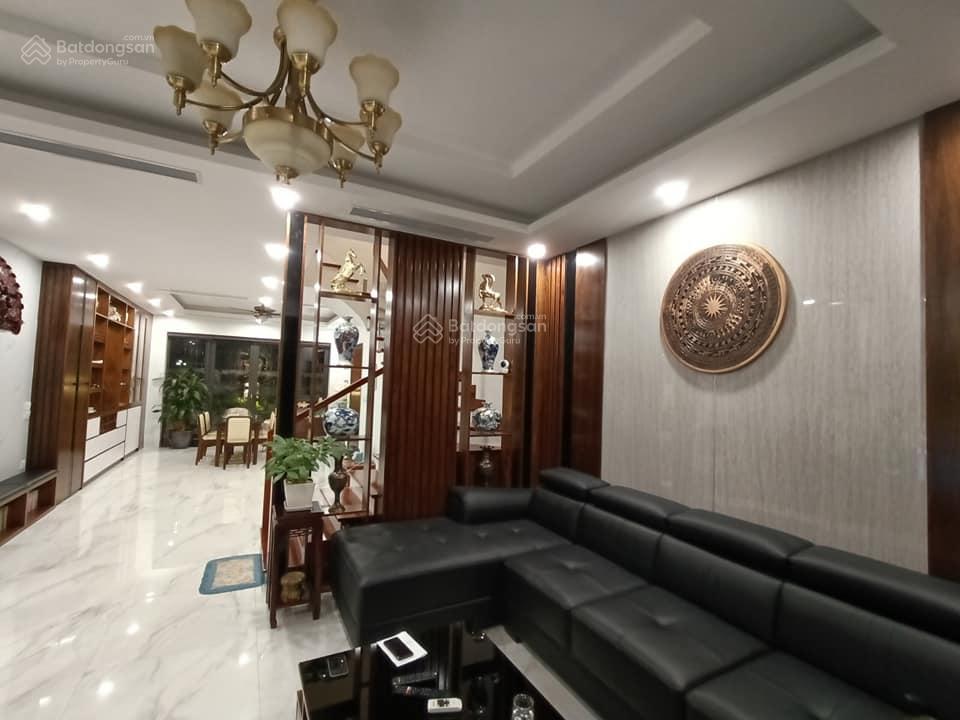 Chính chủ bán nhà nguyễn văn lộc làng việt kiều 5 tầng vỉa hè kinh doanh, nội thất vip 19 tỷ