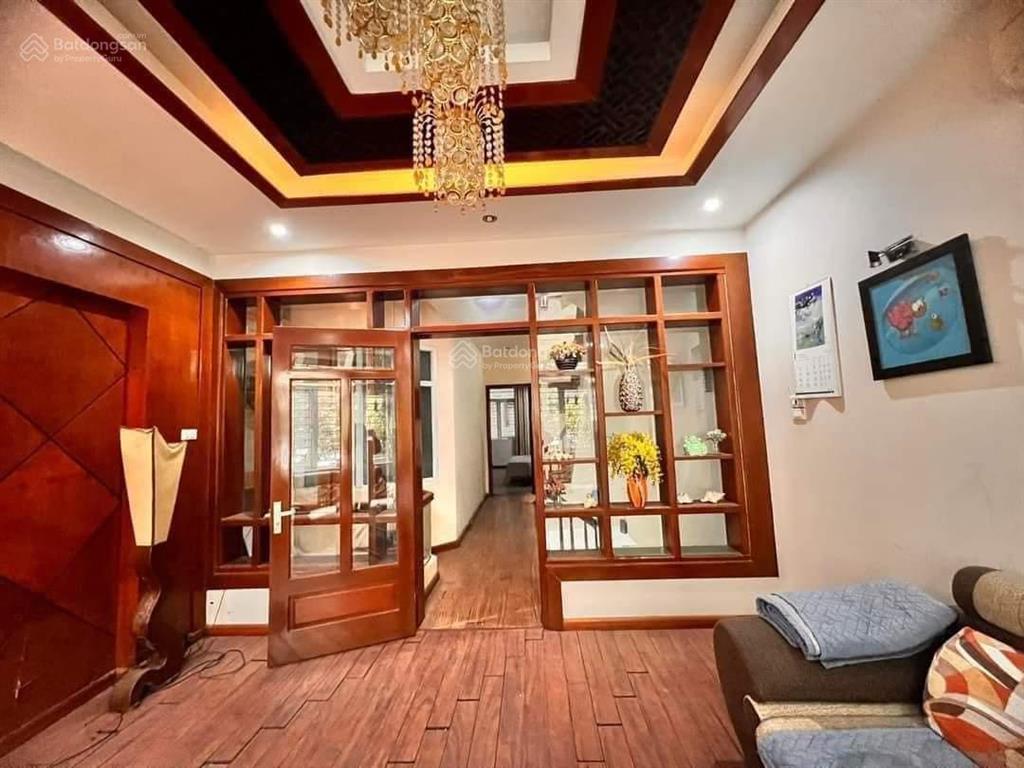 Nhà văn quán đường bạch thái bưởi, 5 tầng 83m2 mt 5m vỉa hè kinh doanh, đường ôtô 18,5 tỷ