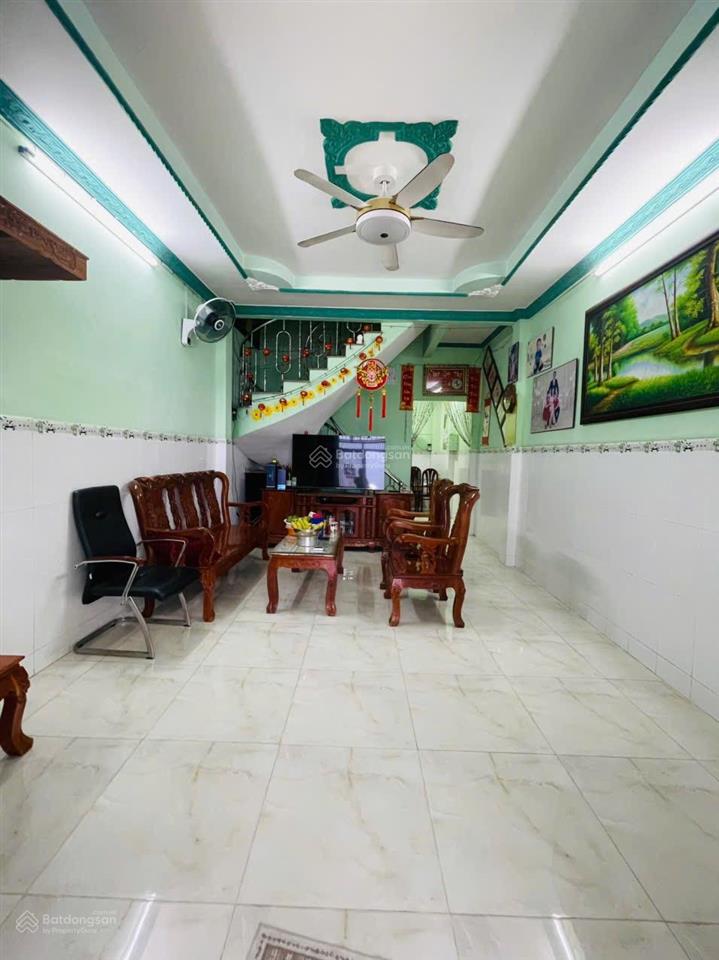 Bán nhà diện tích đẹp, hiếm quận 8, 51m2 (3.9x12.9m), 2 tầng, 2pn, đường bình đông, giá 3,9 tỷ
