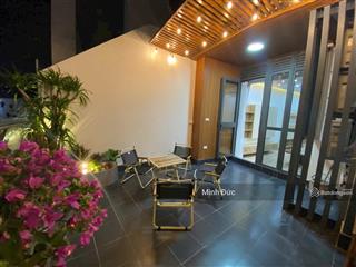 (giá thật) bán căn hộ giá rẻ tầng 4 căn hộ 70m2 và 20m2 sân vườn, 2pn + 2wc, chung cư tsq