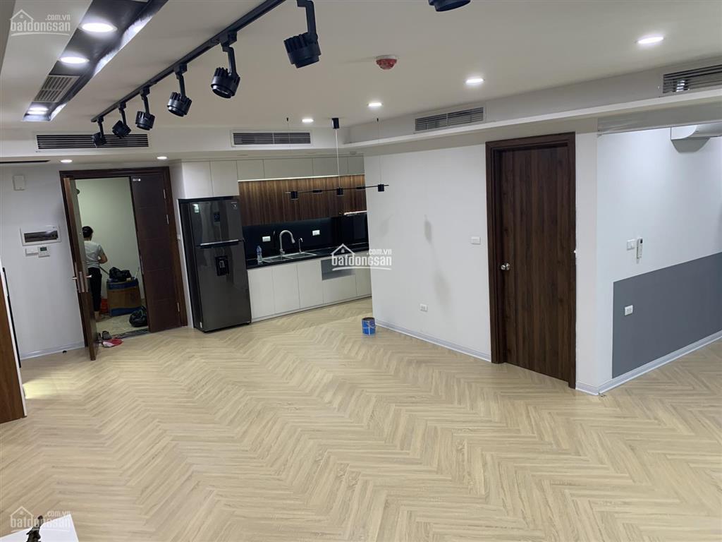 Chính chủ bán căn 2pn tại five star kim giang dt 70.6m2, 2pn 2wc sổ đỏ cc, mua bán với tôi