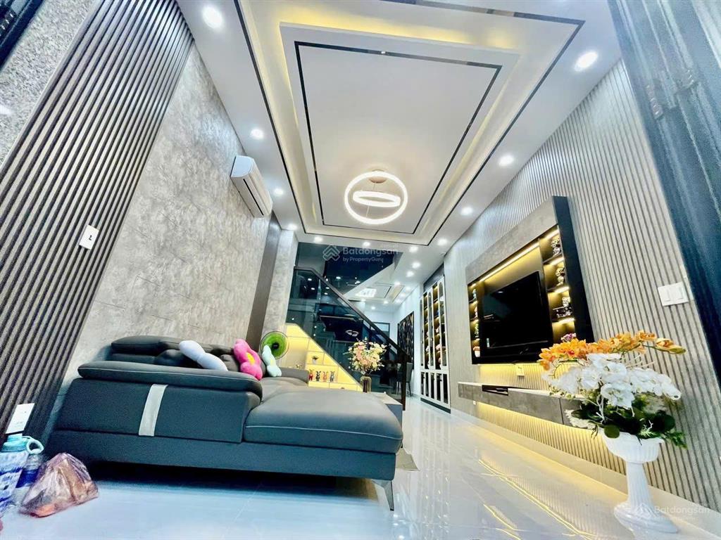 Bán nhà 3 tầng  chỉ 790tr. sở hữu ngay  sổ riêng, ngay chợ quang vinh  kcn nam tân uyên