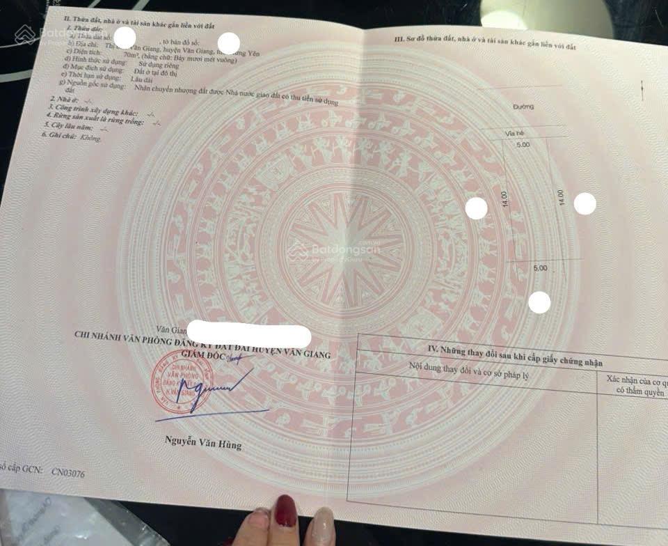 Chính chủ gửi bán lô 70m2 đấu giá vòng xuyến văn giang khu 4,3ha. giá 145/m2