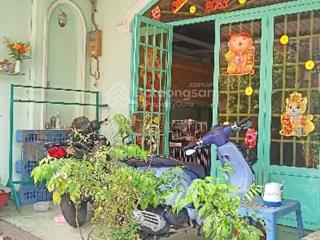 11,5 tỷ  diện tích 100,8m2  ngang 5,3m x dài 20m  hxt 8m thẳng 1 trục thông đường phan văn trị