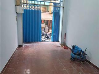 Cho thuê nnc hxh nguyễn cảnh chân,q1,dtsd 130m2,1trệt 3 lầu,4wc giá 18tr/tháng.