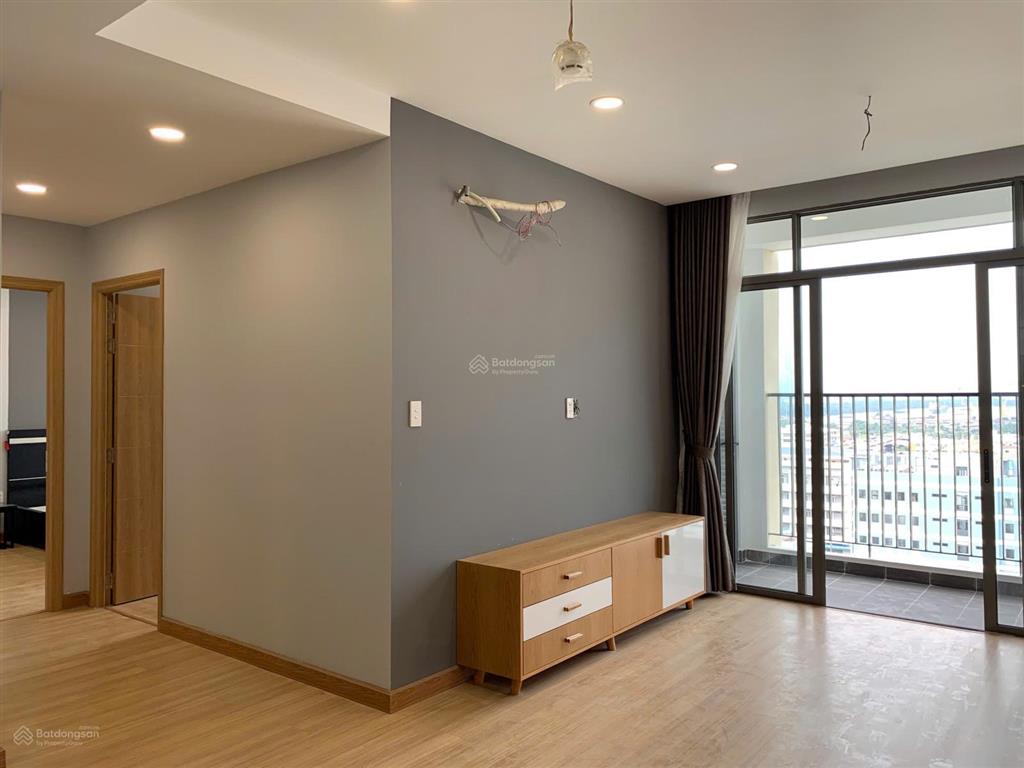 Cho thuê căn góc jamano heights 73m2,2pn2wc ntcb, giá 13tr/tháng.