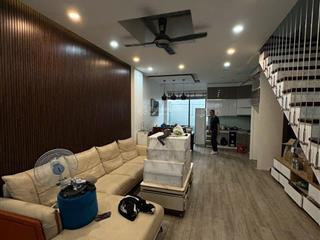 Cho thuê nhà mới tinh gần cảng chùa vẽ  13tr/tháng  đầy đủ tiện nghi