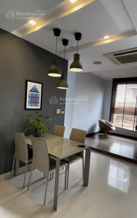 Cho thuê căn hộ starhill, 2pn, 1 phòng làm việc, nội thất cao cấp