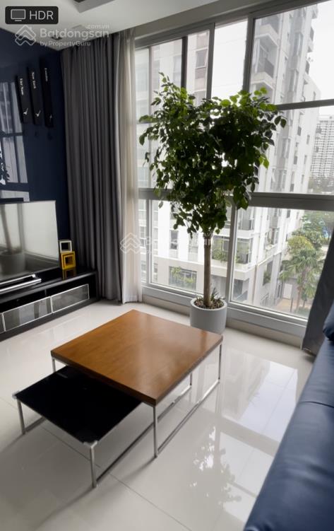 Cho thuê căn hộ starhill, 2pn, 1 phòng làm việc, nội thất cao cấp