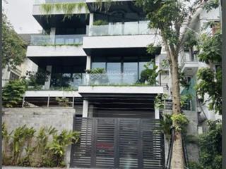 41 tỷ  dt 110m2  bán bt tại romantic park tây hồ tây